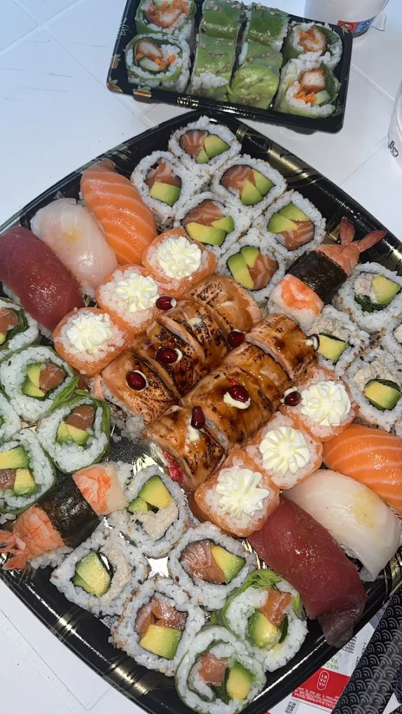 Grand plateau sushis